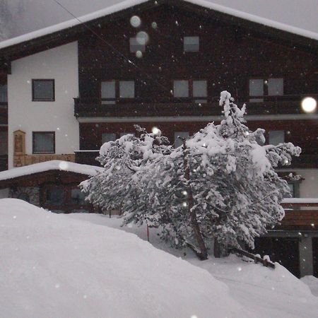 Alpenhof "Alt Laehn" Hotel Exterior photo